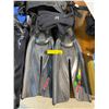 Image 2 : Assorted Scuba Gear - Fins, Wetsuit, Gloves & Etc.