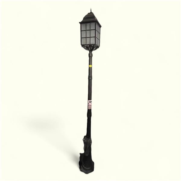 Large Tall Standing Lamp Post (97x8x8)