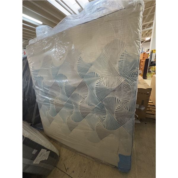 King Size Unity Lux Bay HLPMT