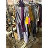 Image 2 : Assorted Set Dec Clothing