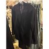 Image 2 : 7 Assorted Suits