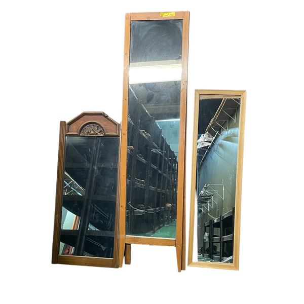 Group of 3 assorted mirrors