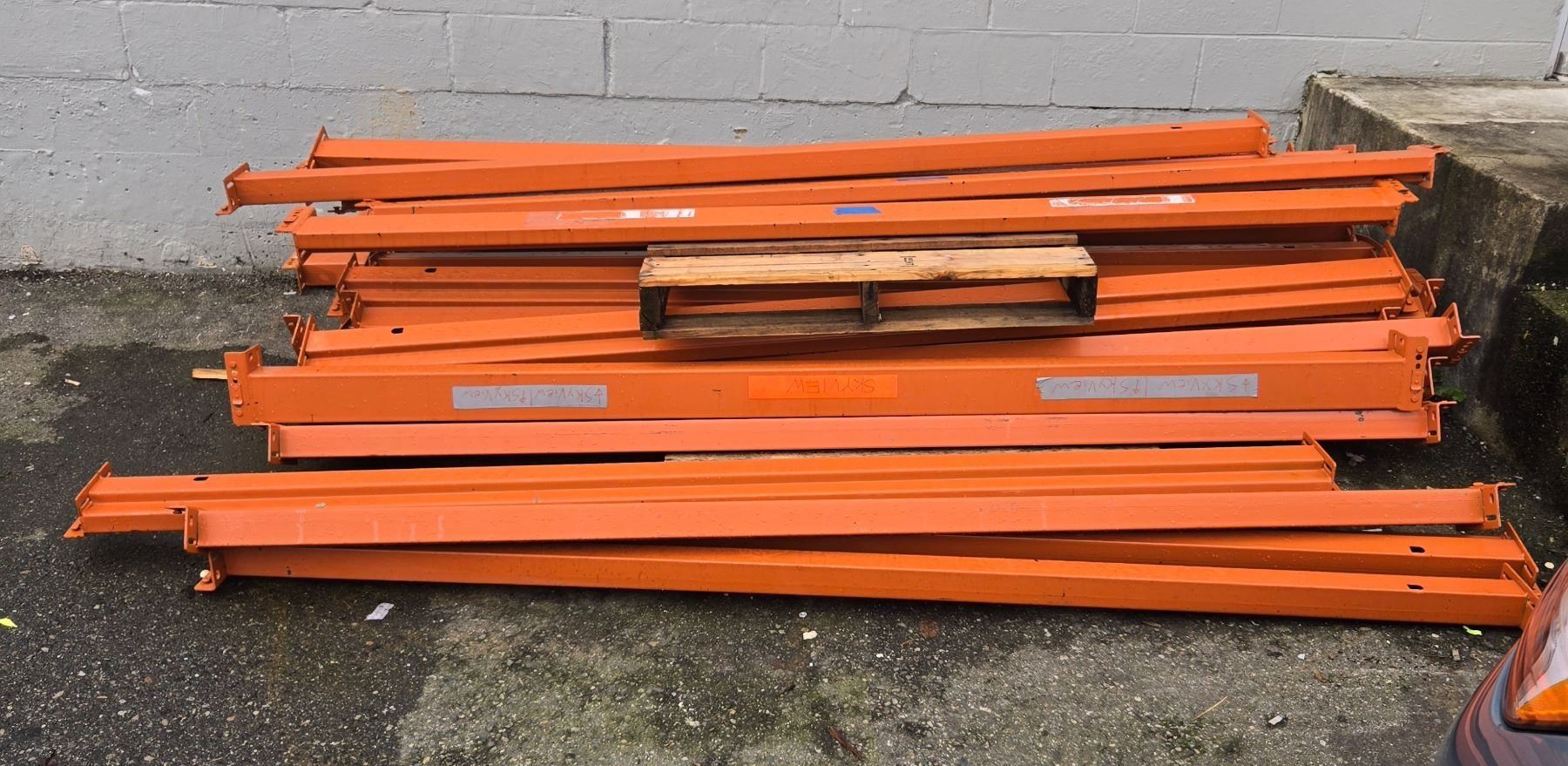 Pallet - Industrial Orange Racking Beams, approx. 95