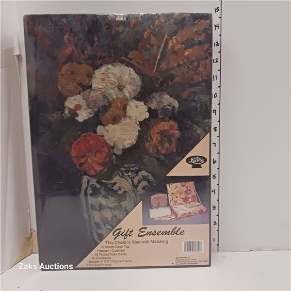 New Sealed Gift Ensemble