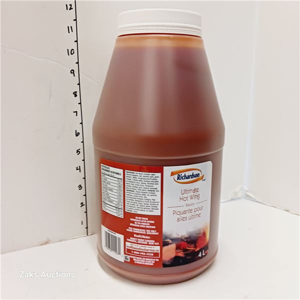 Sealed 4 Litre Richardson Ultimate Hot Wing Sauce - BB De 23 2024