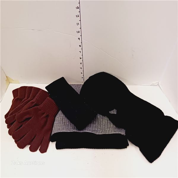 Outdoor Winter Wear - Mitts, Scarf, Face Cover - All Clean or New