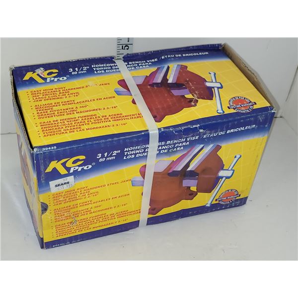 Vintage New in Box 3.5 Inch Work Bench Vise