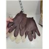 Image 4 : Lot of 2 Leather Work Gloves/Mittens + 2 Liners