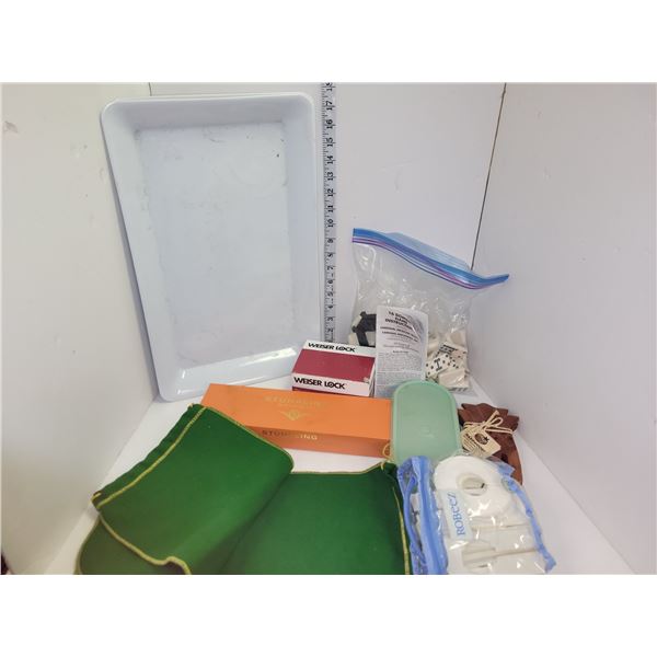 Misc Estate Lot - Plant Trays,  16 Dominoe Game; New Salad Hands Etc