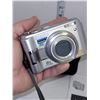 Image 3 : Panasonic Lumix Digital Camera with Bag and Manual - Model DMC-LZ5