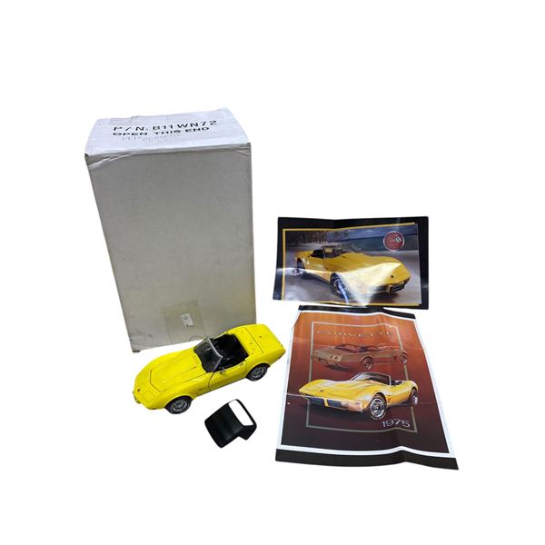 Franklin Mint 1975 Corvette Stingray 1:24 Scale Die Cast Car