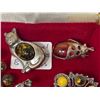 Image 2 : 4 Figural Amber + 925 Brooches