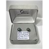 Image 1 : 14K White Gold And Grey Pearl Earrings