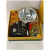 Image 2 : Vintage Brownie Hawk Eye Flash Outfit, In Original Box