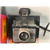 Image 2 : Vintage Polaroid Square Shooter 2 Land Camera, In Original Box