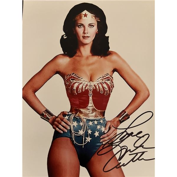 Wonder Woman Lynda Carter signed photo