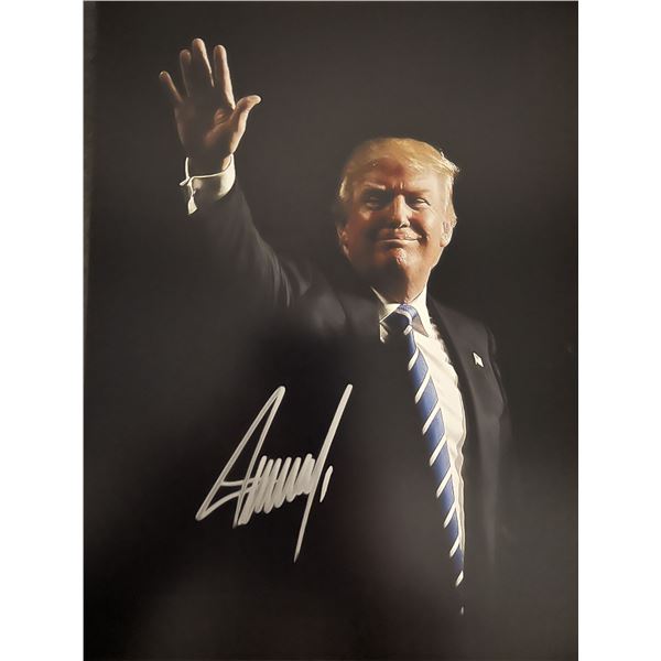 Donald Trump signed photo