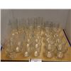 Image 2 : LOT DE 35 VERRES ASST