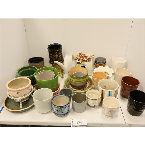 LOT DE 24 POTS DE FLEURS ASST