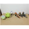 Image 1 : LOT DE BIBELOTS/JOUETS ASST