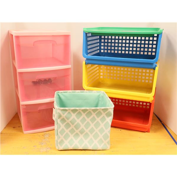 LOT DE 3 RANGEMENTS ASST