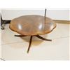 Image 1 : TABLE À CAFÉ 36"d.x16"
