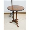Image 1 : TABLE À PIÉDESTAL 21"d.x27"
