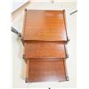 Image 2 : ENS DE 3 PETITES TABLES