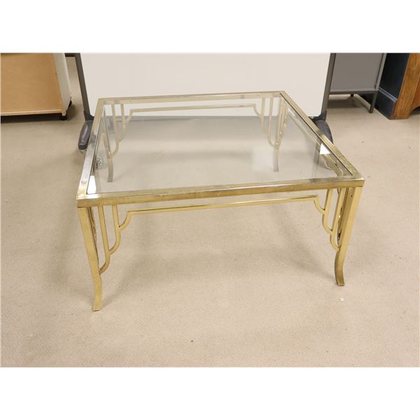 TABLE VITRÉE 32"x32"x16"