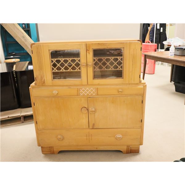 RANGEMENT EN BOIS 45"x15"x48" TEL-QUEL
