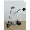 Image 1 : LOT DE 2 LAMPES DE BUREAU ASST