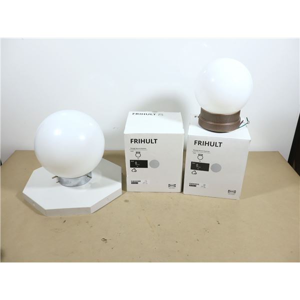 LOT DE 3 PLATFONNIERS