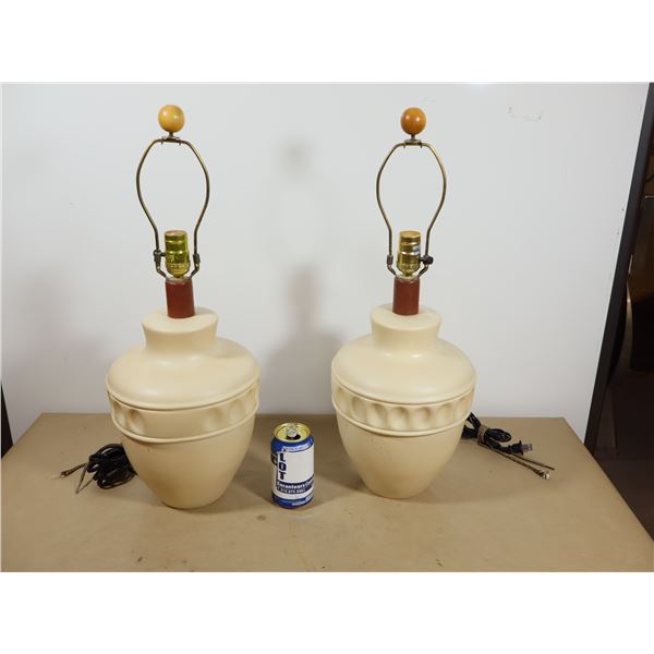 ENS DE 2 LAMPES DE TABLES (SANS ABAT JOUR)