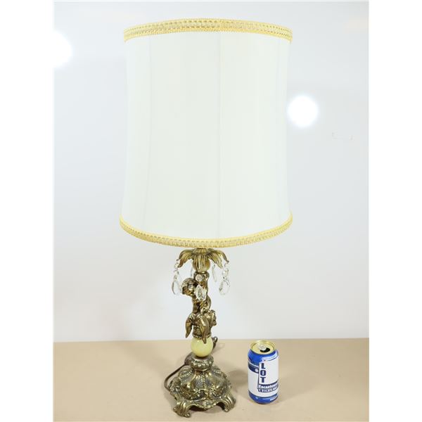 LAMPE DE TABLE