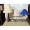 Image 1 : LOT DE 3 LAMPES DE TABLE