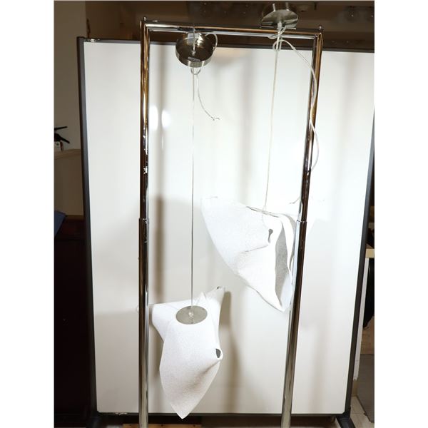 LOT DE 2 LUMINAIRES SUSPENDU