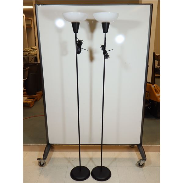 ENS DE 2 LAMPES SUR PIED