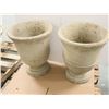 Image 1 : LOT DE 2 POTS EN CIMENT 17"x22"