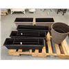 Image 1 : LOT DE 6 POTS EN PLASTIQUES ASST