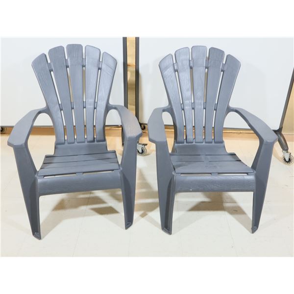 LOT DE 2 CHAISES ADIRONDACK EN PLASTIQUE