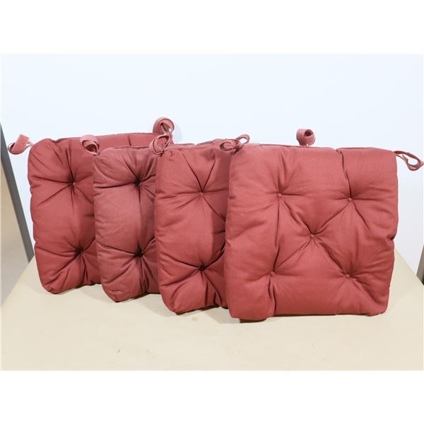 LOT DE 4 COUSSINS DE CHAISE