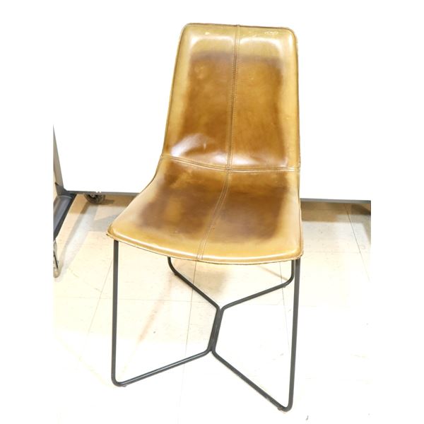 CHAISE