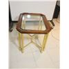 Image 2 : TABLE VITRÉE 29"x22"x21"
