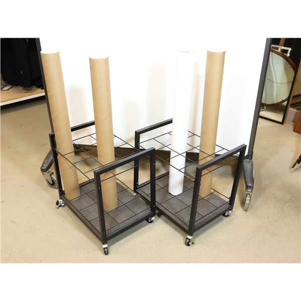 LOT DE 2 SUPPORTS MOBILE EN MÉTAL NOIR 18"x13"x18"