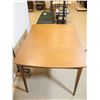 Image 2 : TABLE EN BOIS 52"x38"x30"