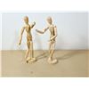 Image 1 : LOT DE 2 FIGURINES ARTICULÉES EN BOIS