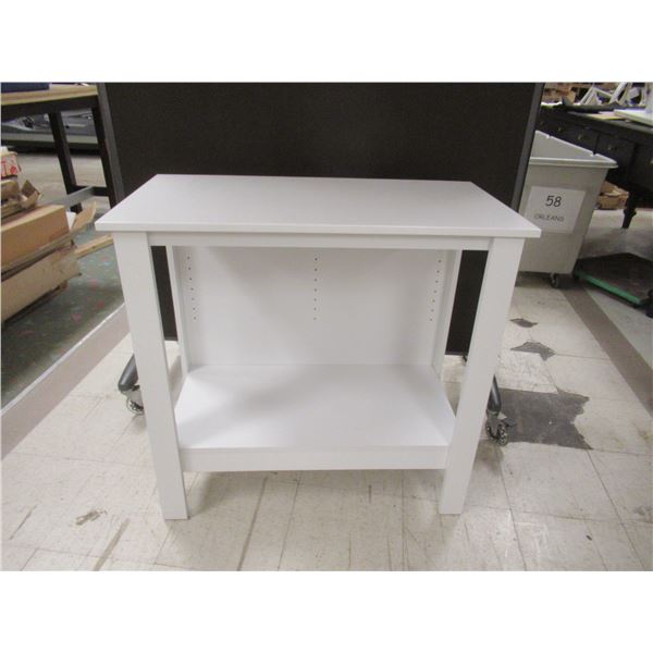 TABLE EN MÉLAMINE 34"x18"x32"