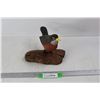 Image 1 : Robin On Driftwood Decor Piece, 7.5'' Tall