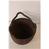 Image 2 : Vintage Metal Pot 4" Tall x 4.5" Wide