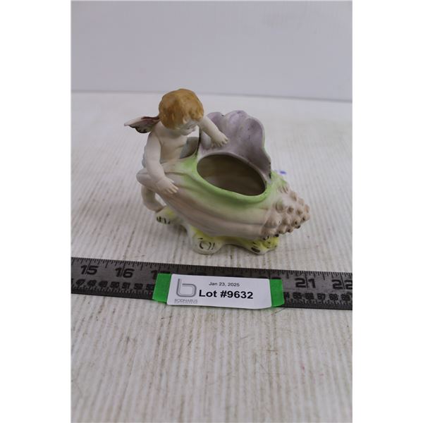 Occupied Japan Cherub Seashell Planter